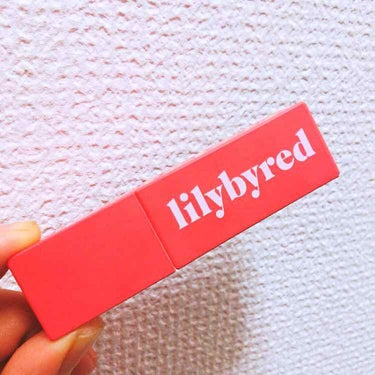 💞お気に入り リップ紹介 第1弾💞

lilybyred 04 ユスラウメのふり

カラーは赤よりのオレンジとピンクを混ぜたようなカラーで少しオレンジ味が強くて人によっては赤っていう表現をする方もいると