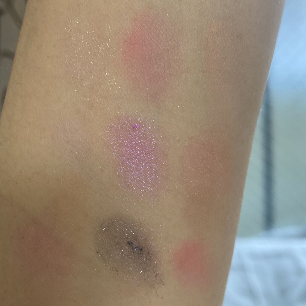 UR GLAM　BLOOMING EYE COLOR PALETTE 05/U R GLAM/アイシャドウパレットを使ったクチコミ（3枚目）