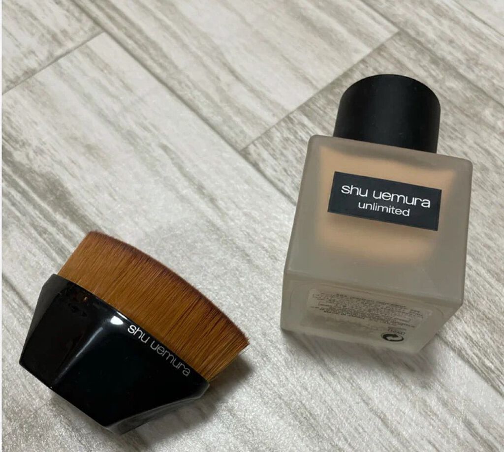 ペタル 55 ファンデーション ブラシ/shu uemura/メイクブラシを使ったクチコミ（2枚目）