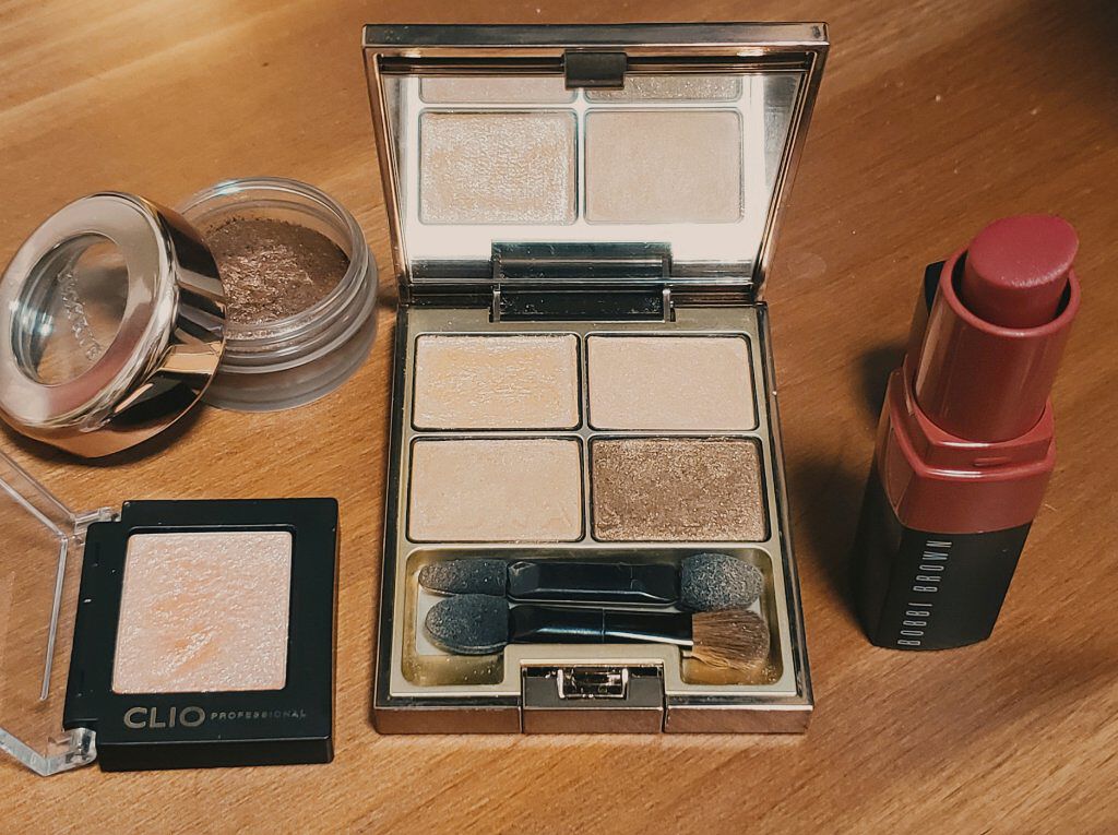 スキンモデリングアイズ/LUNASOL/アイシャドウパレットを使ったクチコミ(1枚目)