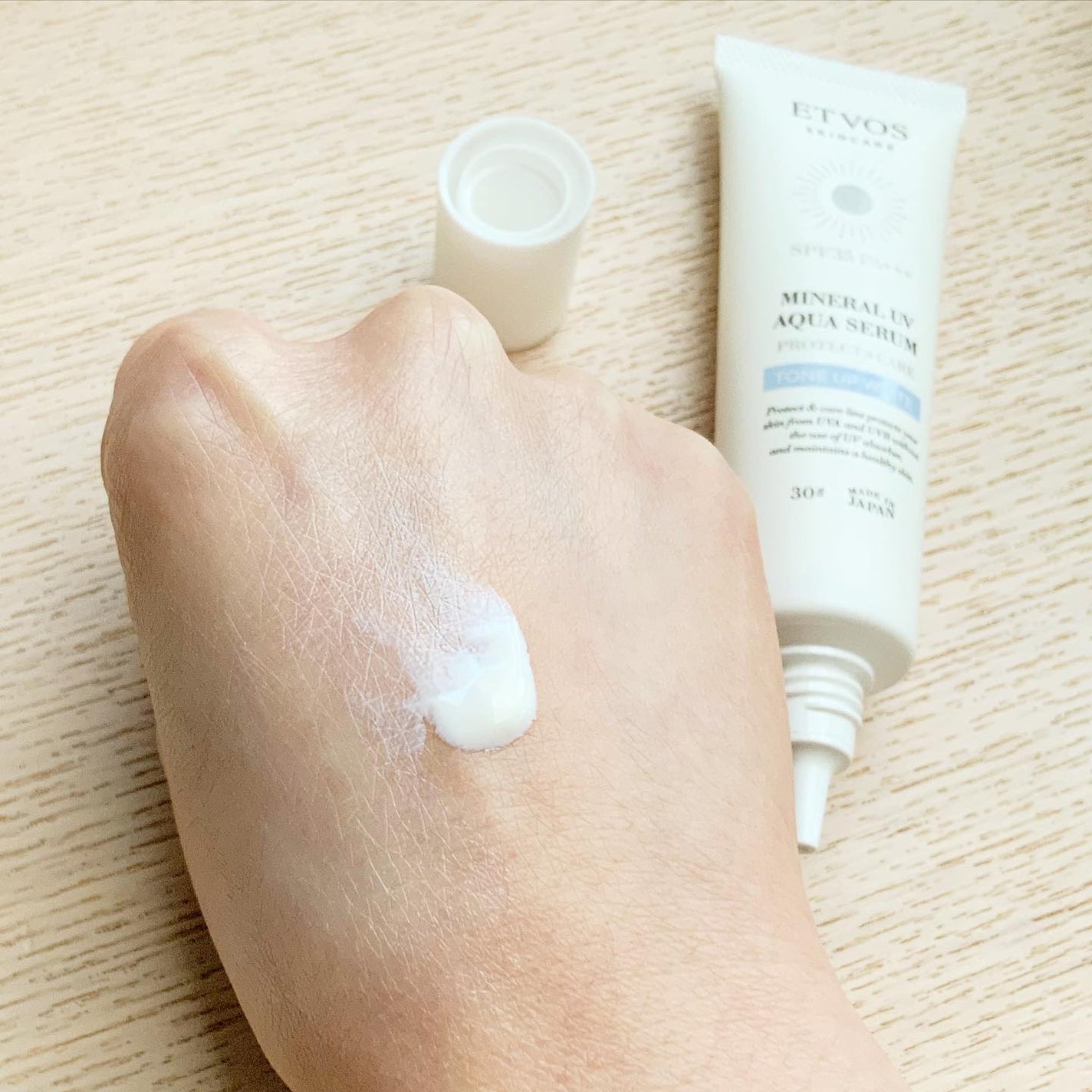ミネラルUVアクアセラム/エトヴォス/美容液を使ったクチコミ(4枚目)