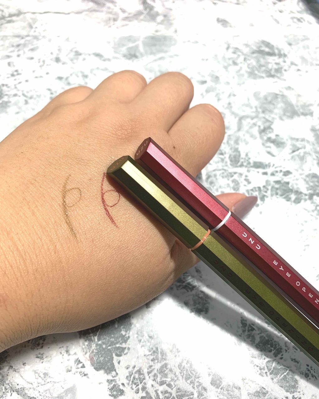 EYE OPENING LINER/UZU BY FLOWFUSHI/リキッドアイライナーを使ったクチコミ(2枚目)