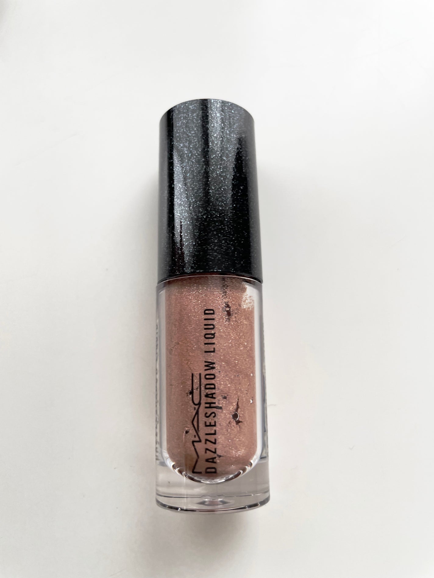 ダズルシャドウ リキッド/M・A・C/リキッドアイシャドウを使ったクチコミ(1枚目)