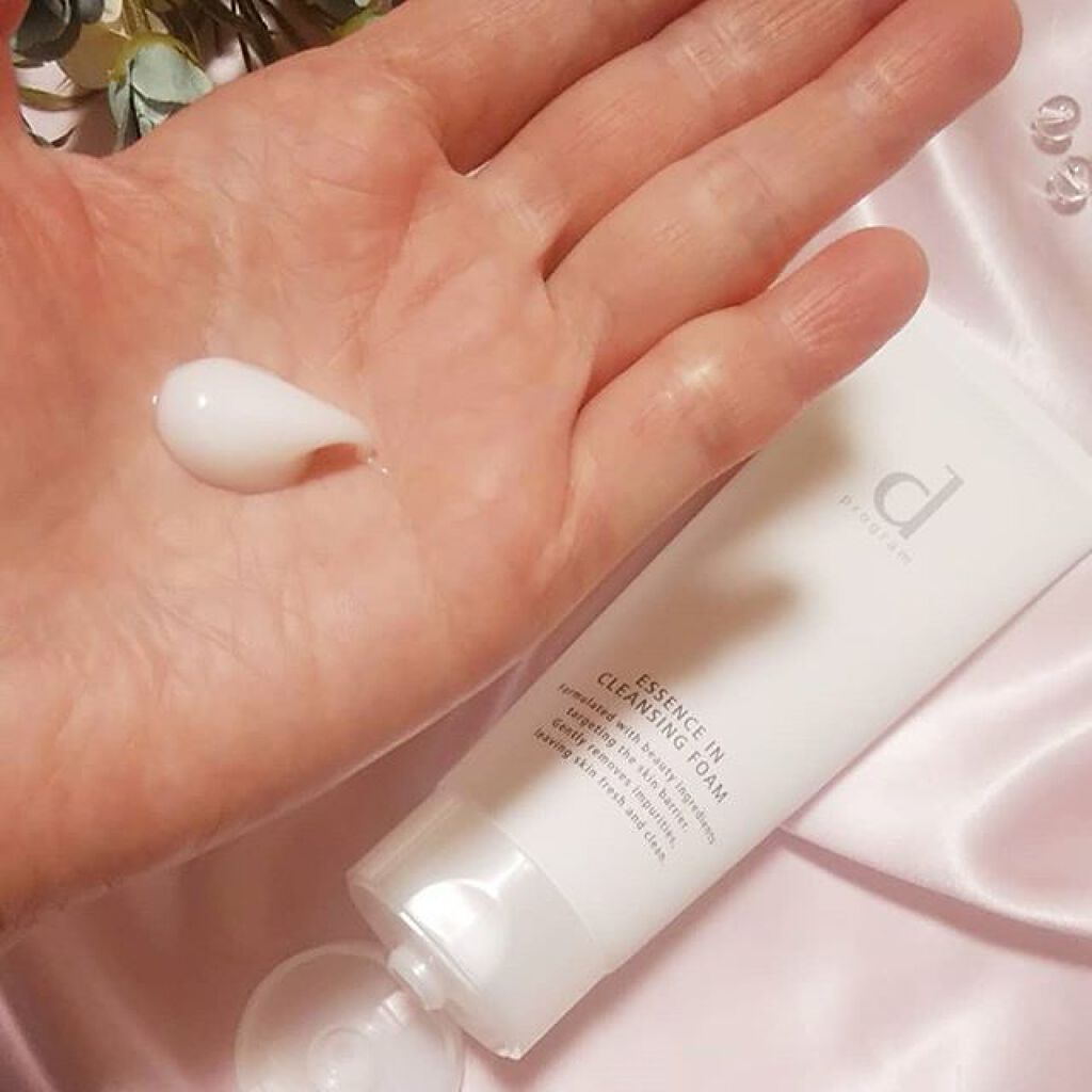 エッセンスイン クレンジングフォーム/d プログラム/洗顔フォームを使ったクチコミ(2枚目)