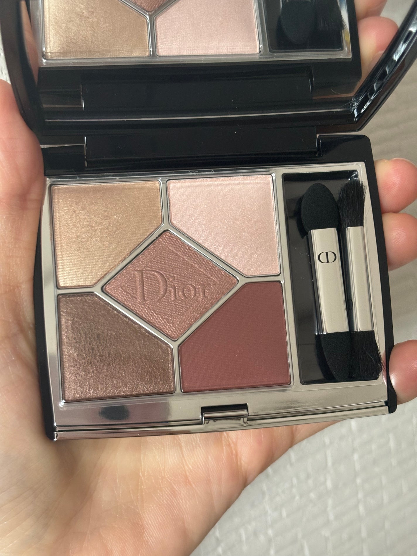 ディオールショウ サンク クルール/Dior/アイシャドウを使ったクチコミ(2枚目)