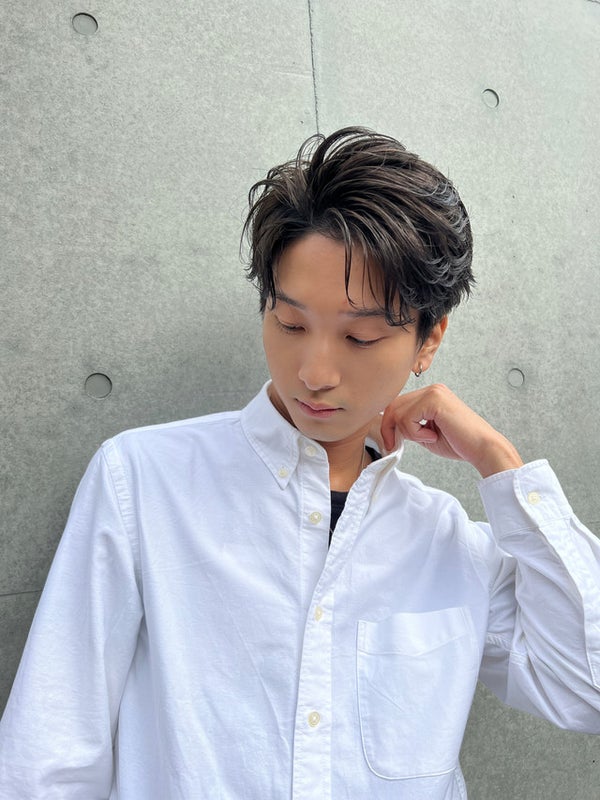 髪のハイライトカラー人気おすすめ特集!ブリーチなしやボブ向けも♡髪のダメージやセルフの入れ方も解説の画像