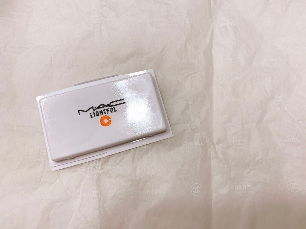 ライトフル C+ SPF 30 ファンデーション/M・A・C/パウダーファンデーションを使ったクチコミ(1枚目)