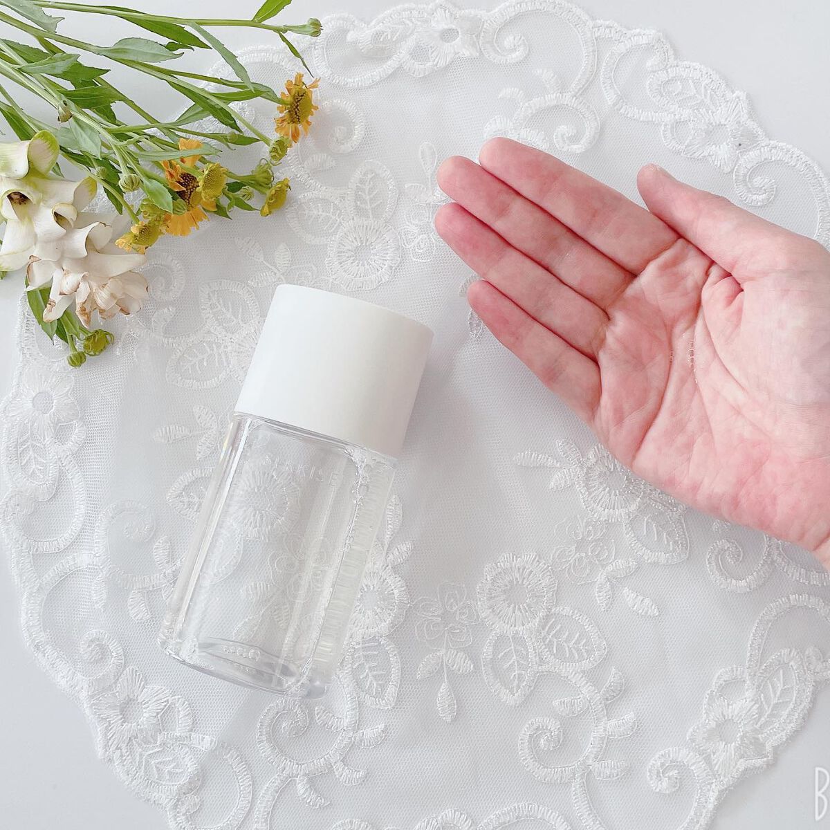 orange_glow_kwm on LIPS 「雪肌精から敏感肌ケアの製品ができたそうです✨雪肌精クリアウェル..」(2枚目)