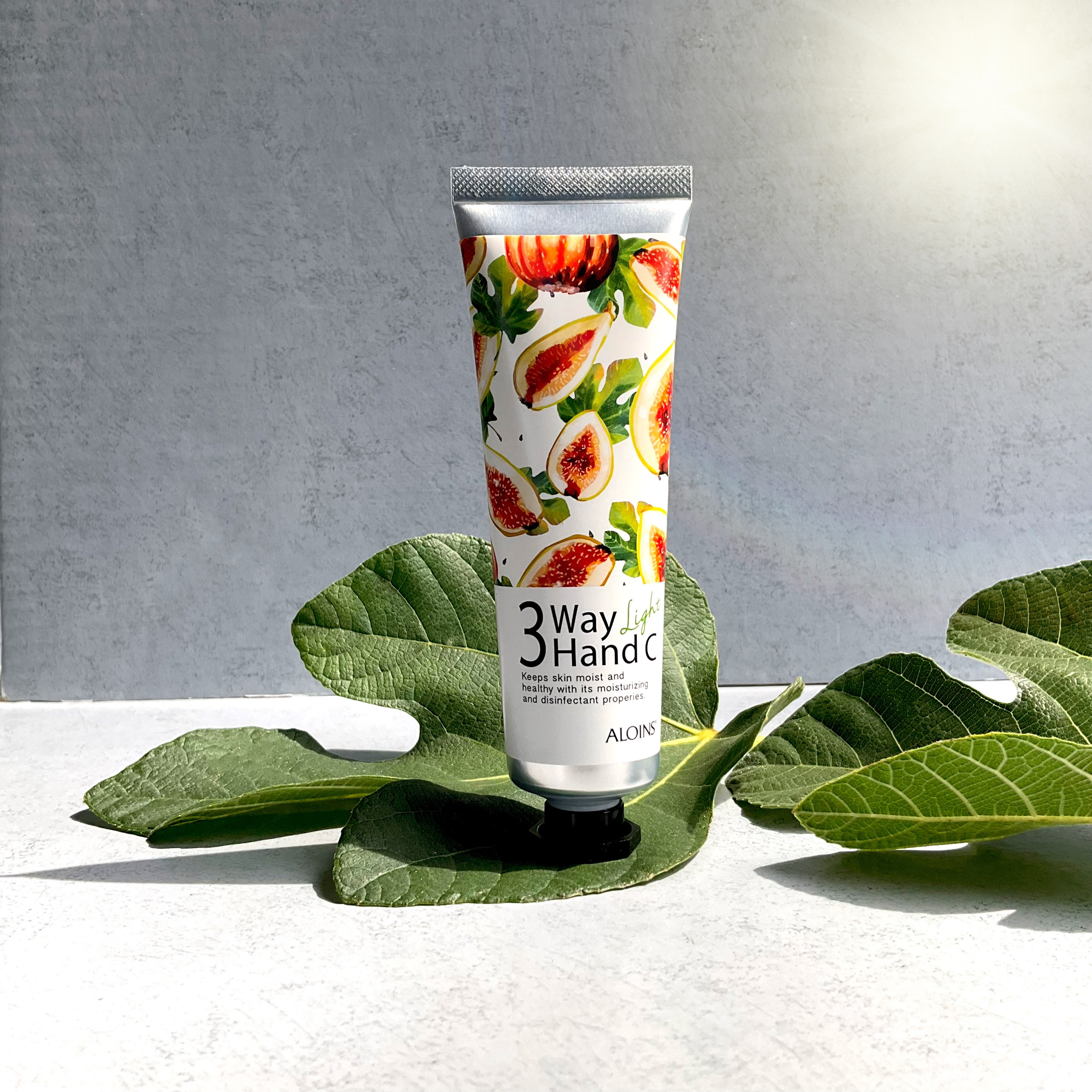 ハンドクリームライト/3ウェイ/ハンドクリームを使ったクチコミ（1枚目）