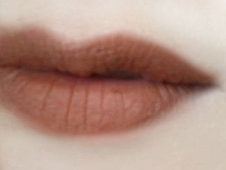 パワーマット リップスティック 101 ソフトブラウンピンク/NARS/口紅を使ったクチコミ（2枚目）