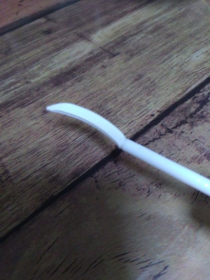 ロレアル パリ エクストラ オーディナリー ラッシュ セラムのクチコミ「購入品!
ブラシが目の幅くらいあって、一度に塗れる!
時短です!
少し容器が太いのが重量感.....」(3枚目)