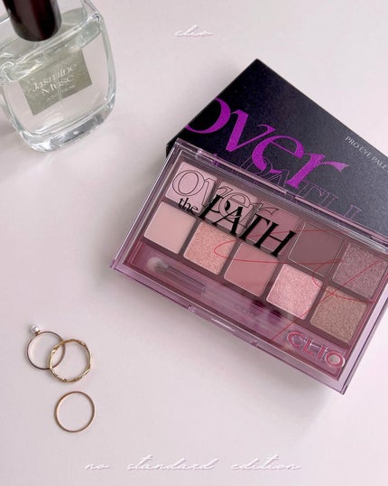 yuna on LIPS 「☽𓂃꙳⋆\ホリデーコスメ/PROEYEPALETTE17O..」(5枚目)