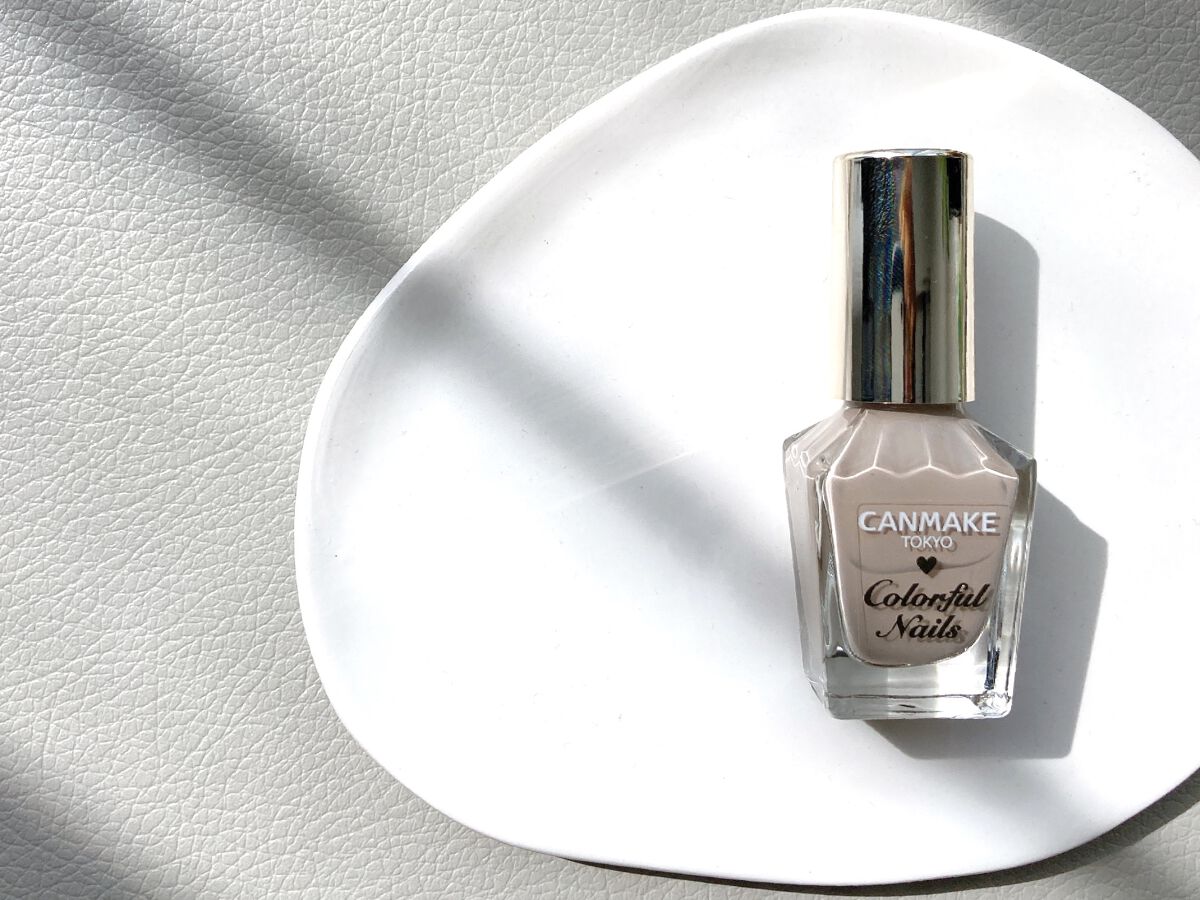カラフルネイルズ N77 カームグレージュ/キャンメイク/マニキュアを使ったクチコミ（1枚目）