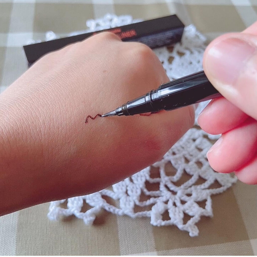 リキッドアイライナー/EyeMinate/リキッドアイライナーを使ったクチコミ（2枚目）