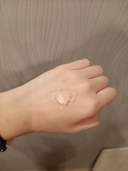 マイルド&モイスチャーアロエジェル/ネイチャーリパブリック/ボディローションを使ったクチコミ(5枚目)