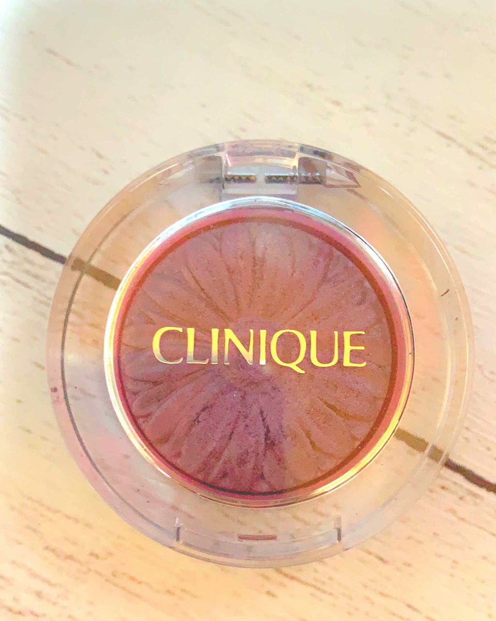 リッド ポップ/CLINIQUE/単色アイシャドウを使ったクチコミ(1枚目)