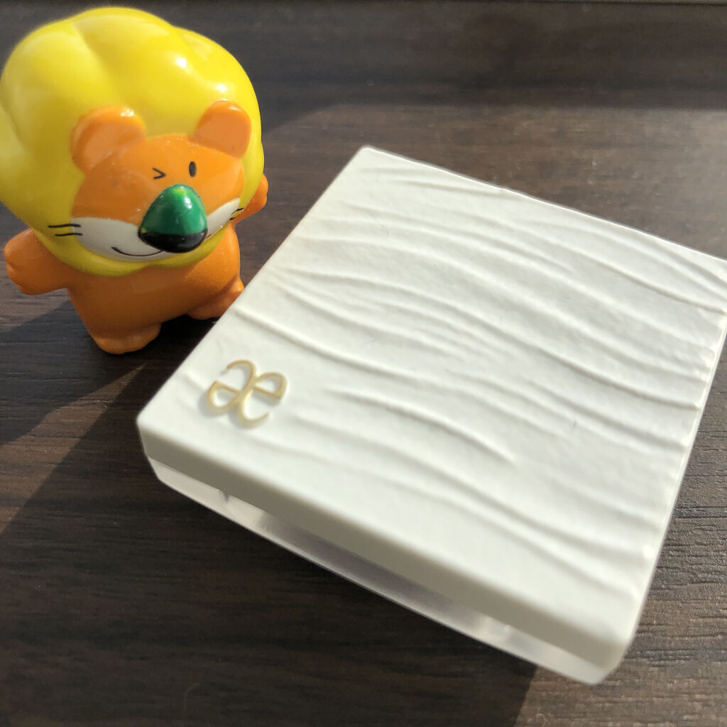 アイカラー プレイフル/エレガンス クルーズ/単色アイシャドウを使ったクチコミ（3枚目）