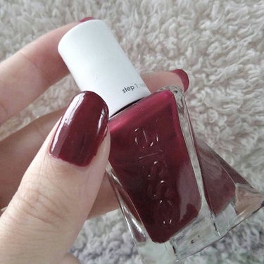 essie gel couture/エッシー/マニキュアを使ったクチコミ（3枚目）