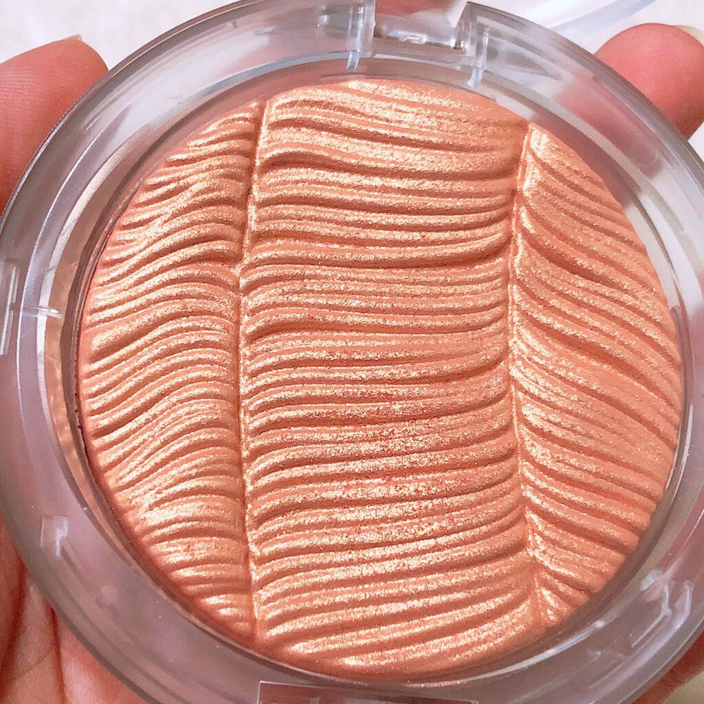 エクストラ ディメンション スキンフィニッシュ【ホリデーコレクション 2018】/M・A・C/パウダーハイライトを使ったクチコミ（2枚目）