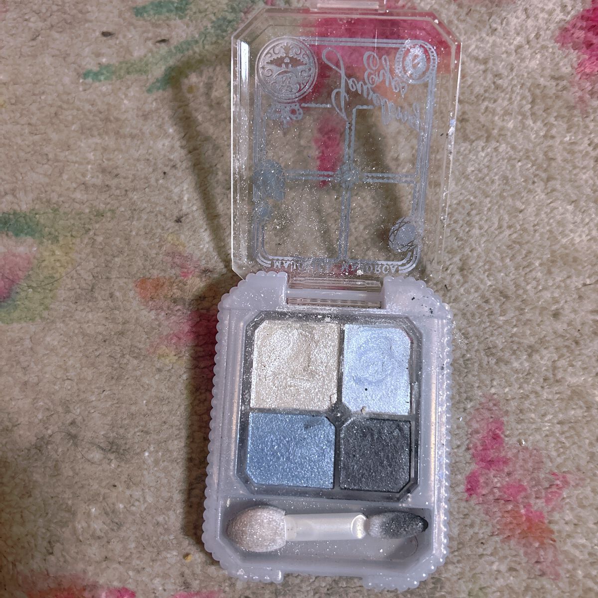 ジュエリングアイズ BL381 洪水/MAJOLICA MAJORCA/アイシャドウパレットを使ったクチコミ（3枚目）