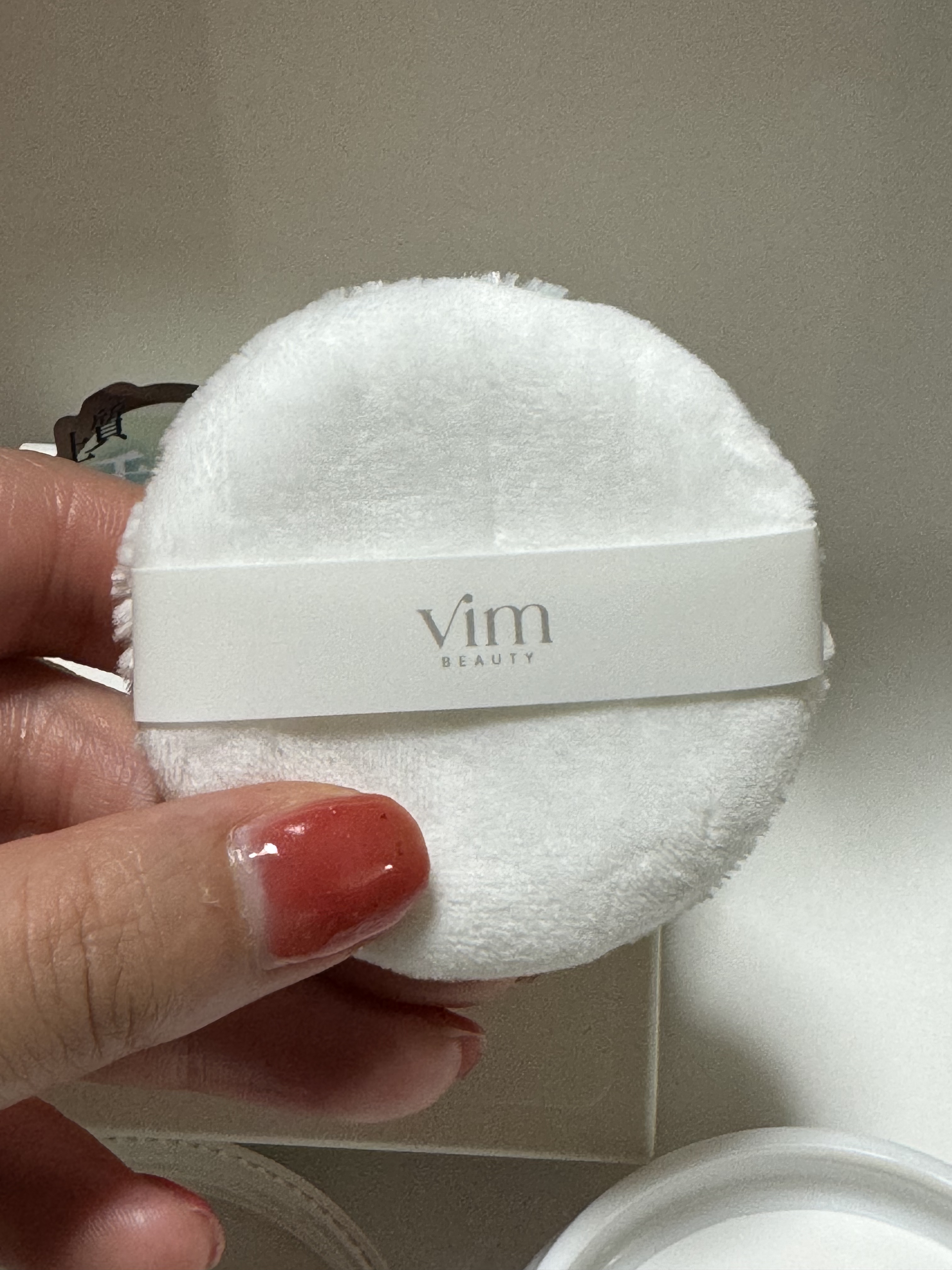 キープ コンフィデンス パウダー/vim BEAUTY/ルースパウダーを使ったクチコミ（2枚目）