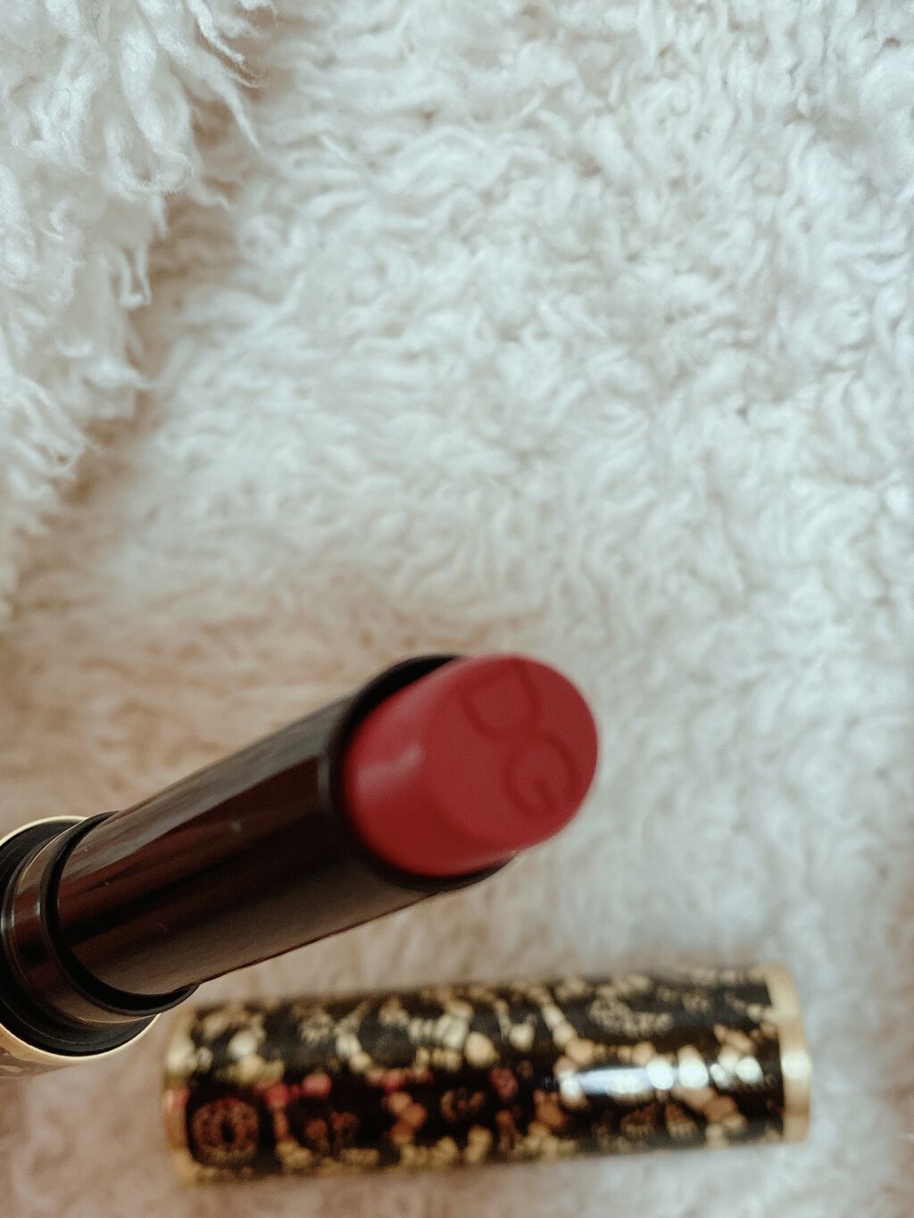 パッションリップ クリームトゥパウダー マットリップペン/DOLCE&GABBANA BEAUTY/口紅を使ったクチコミ（2枚目）