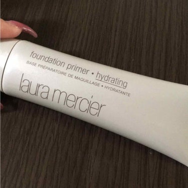 ⭐laura mercier⭐
ファンデーションプライマー
(ハイドレーティング)

とにかく保湿力が高くて、
凄く伸びがいいです🙆✨