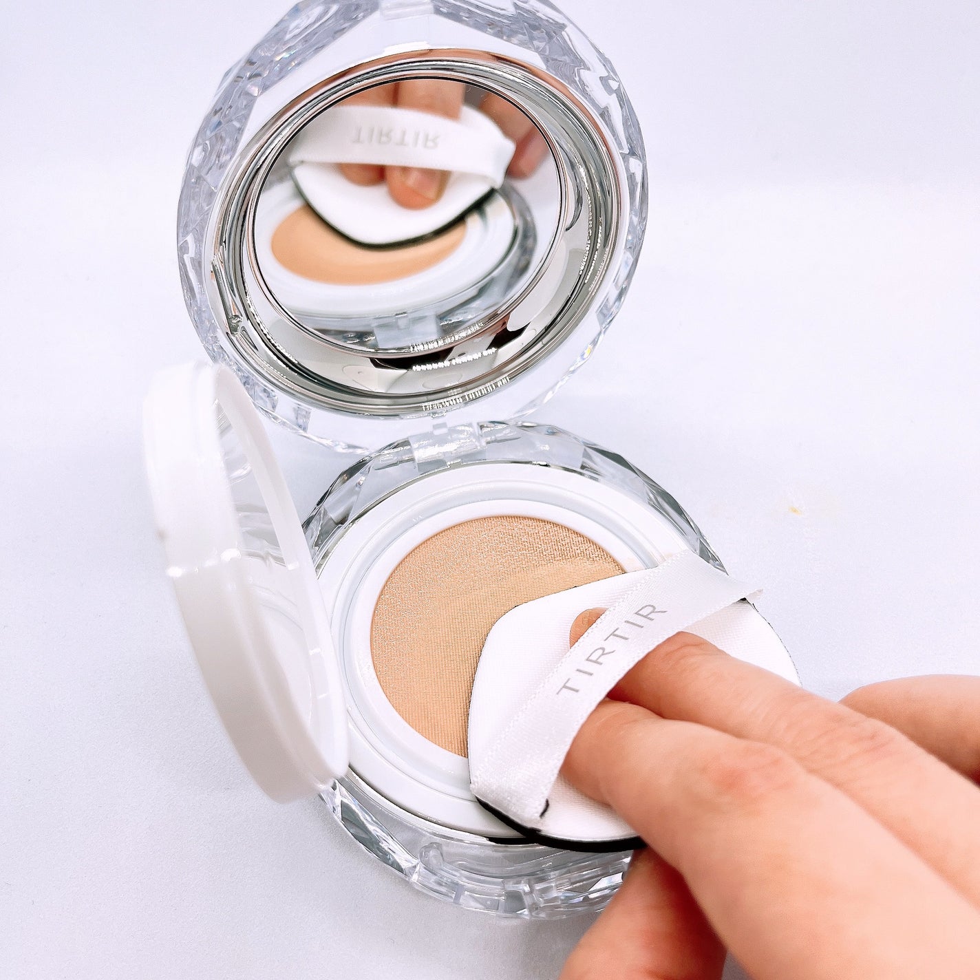 マスクフィット クリスタルメッシュクッション/TIRTIR(ティルティル)/クッションファンデーションを使ったクチコミ(5枚目)