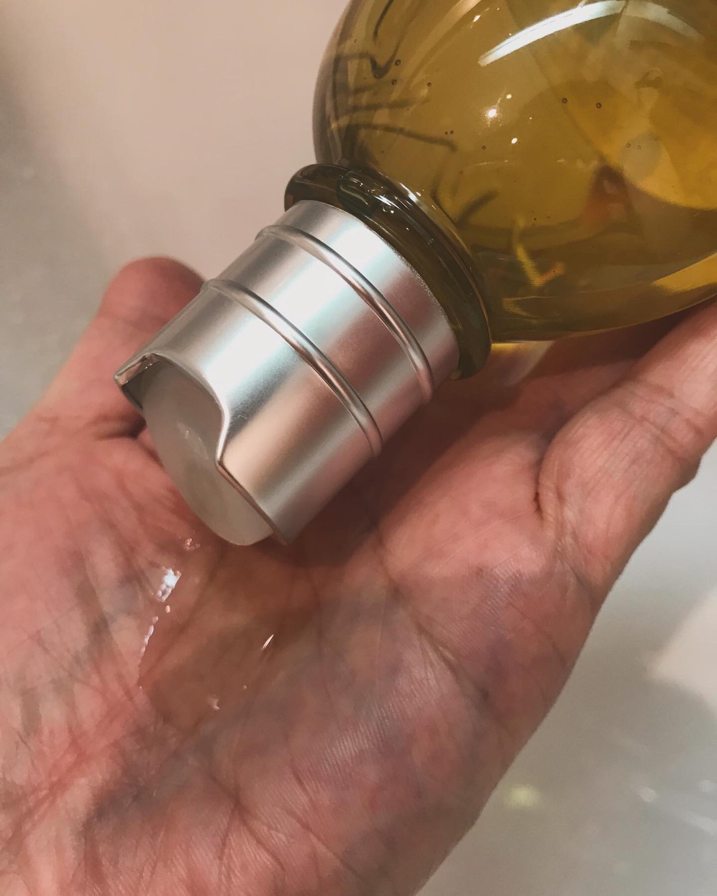 アーモンド モイスチャライジングシャワーオイル/L'OCCITANE/ボディソープを使ったクチコミ(7枚目)