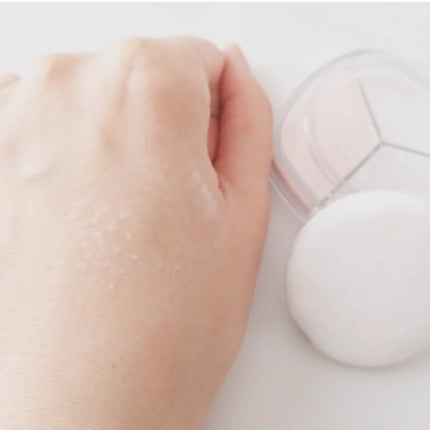 ステイフィクサーマルチカラーパウダー/wakemake/ルースパウダーを使ったクチコミ(4枚目)