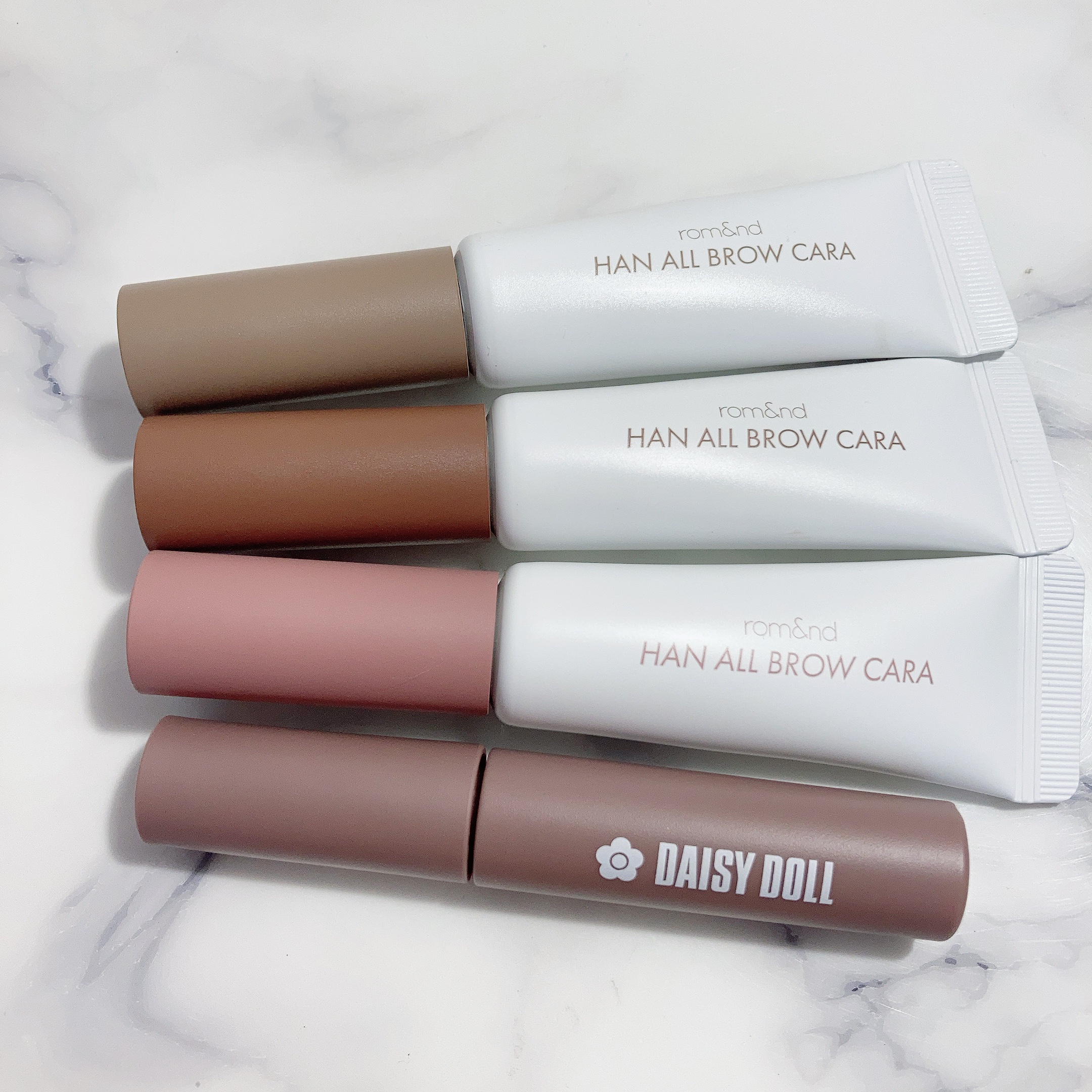 ブロウ マスカラ/DAISY DOLL by MARY QUANT/眉マスカラを使ったクチコミ（3枚目）