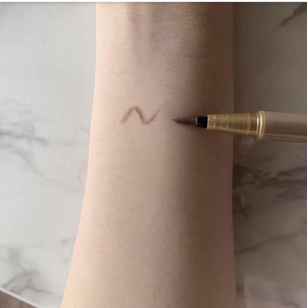 マイベストライナー/ドーリーウインク/リキッドアイライナーを使ったクチコミ（2枚目）