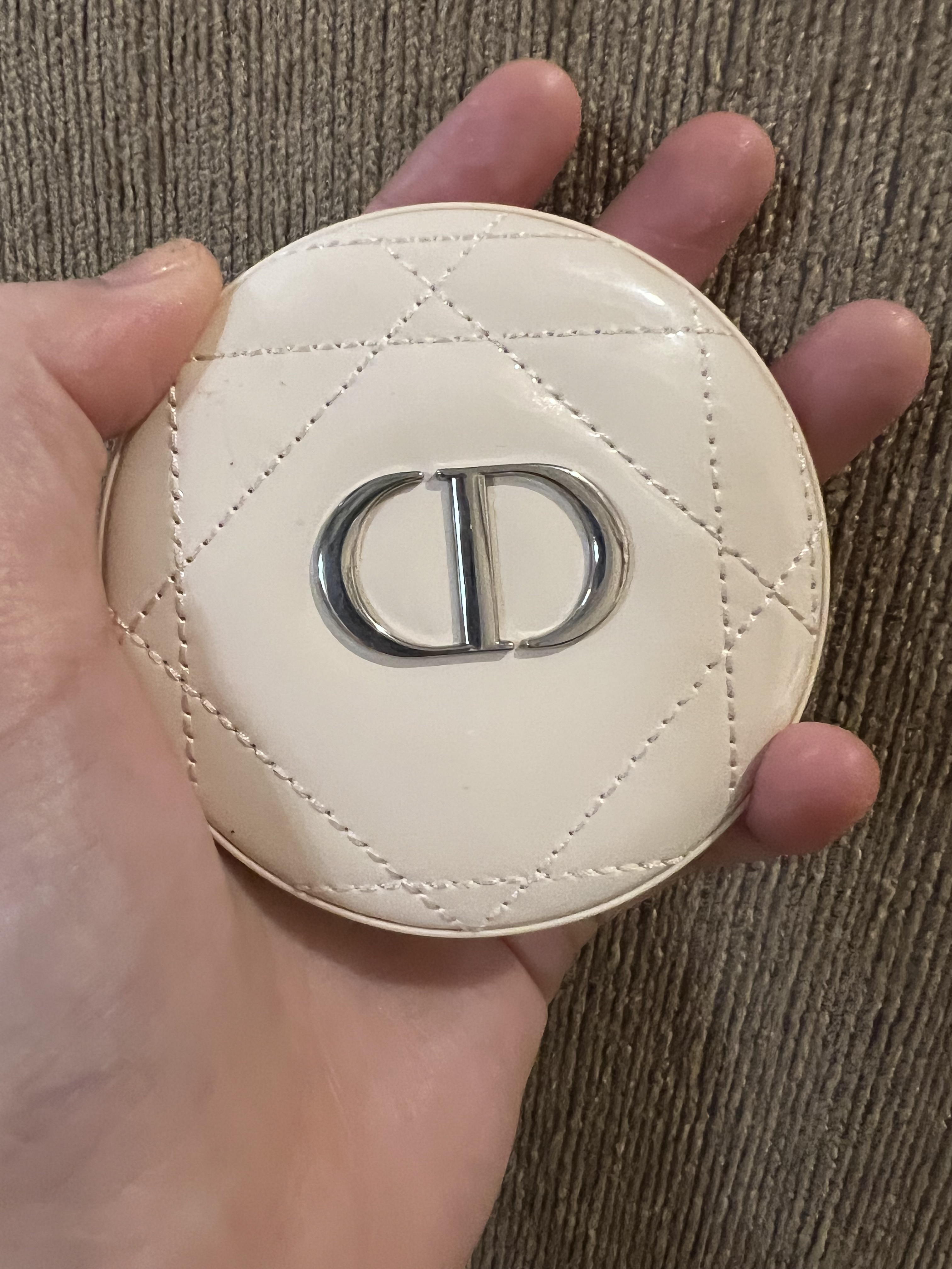 ディオールスキン フォーエヴァー クチュール ルミナイザー/Dior/プレストパウダーを使ったクチコミ（1枚目）