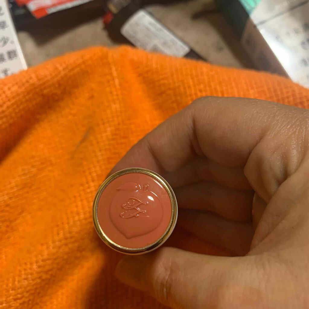 ジューシー マット ロングウェア リップスティック ディスローブド/Too Faced/口紅を使ったクチコミ（1枚目）