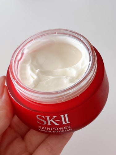 SK-II スキンパワー アドバンスト クリームのクチコミ「濃密な保湿感なのにスッと角質まで浸透🤍

✼••┈┈••✼••┈┈••✼••┈┈••✼••.....」（3枚目）