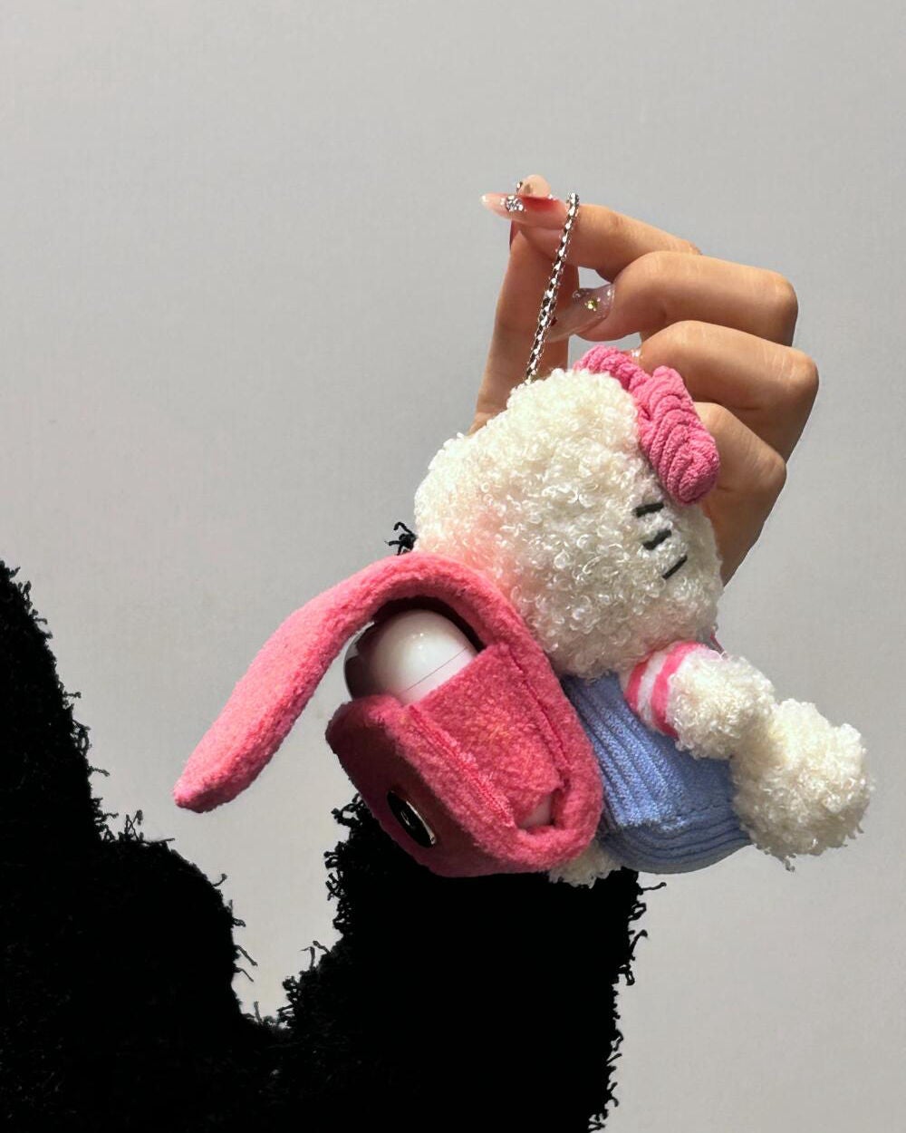 ケース大好きっ子 on LIPS 「背中にピンクの小さなリュック#iPhoneケース#購入品#円安..」(2枚目)