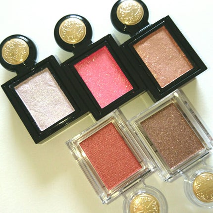 シャドーカスタマイズ/MAJOLICA MAJORCA/単色アイシャドウを使ったクチコミ(2枚目)