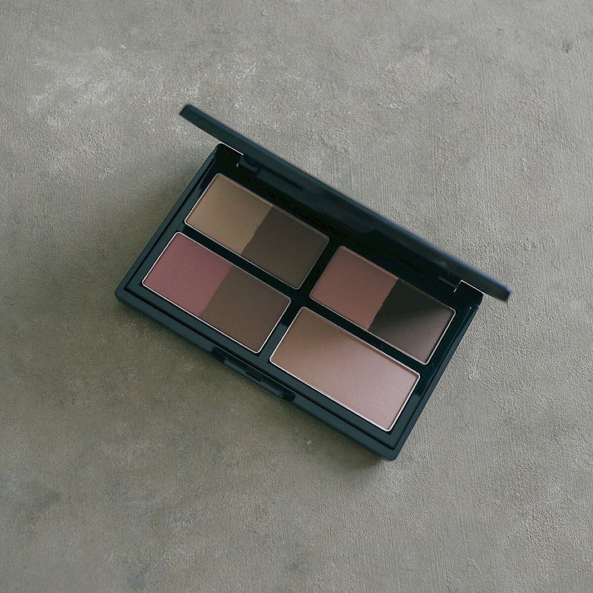 KATE 魂コレクション デザイニングシェードパレット3D/KATE/シェーディングを使ったクチコミ(3枚目)