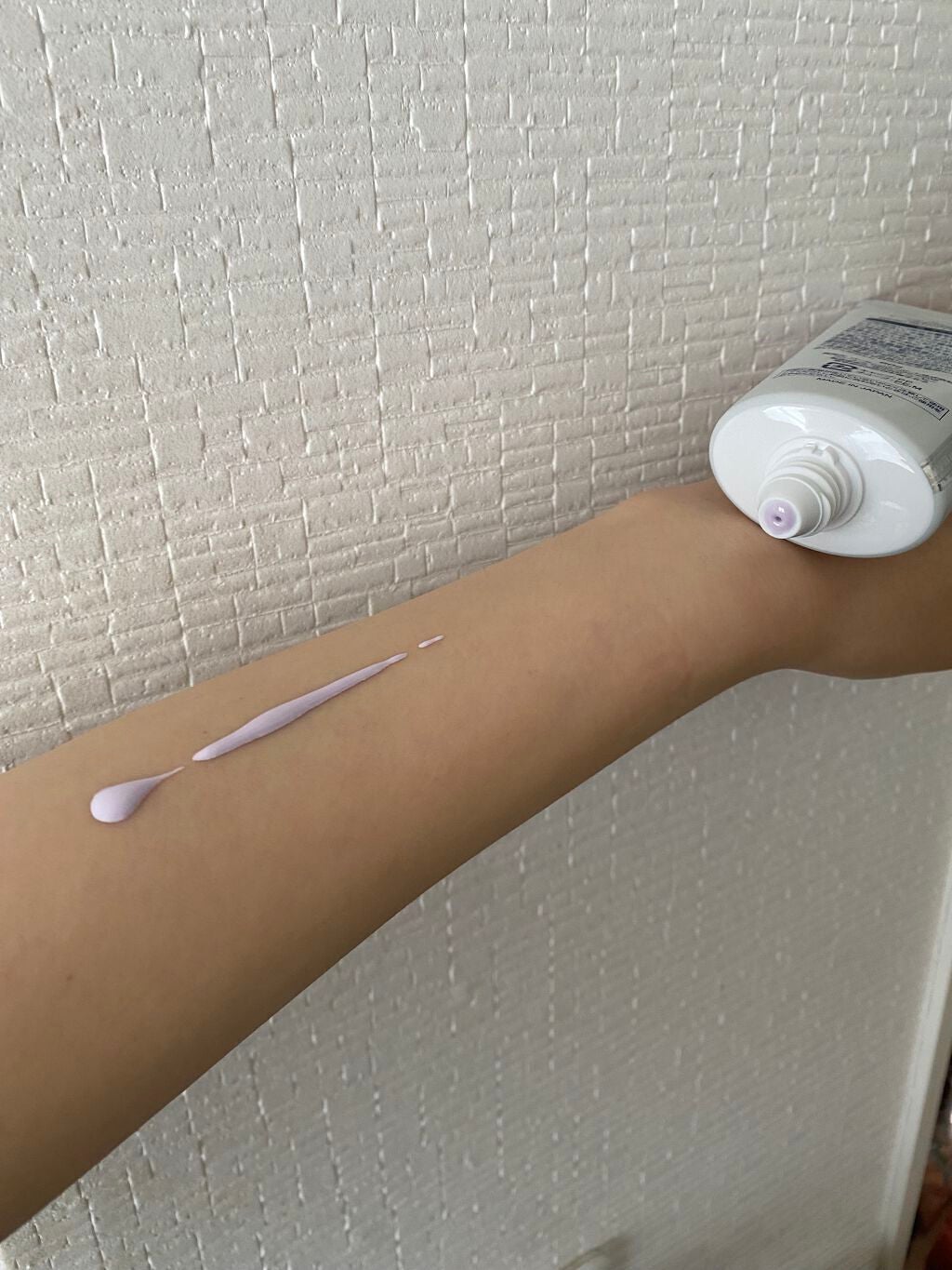 トーンアップUV エッセンス/サンカット®/日焼け止めローションを使ったクチコミ(5枚目)