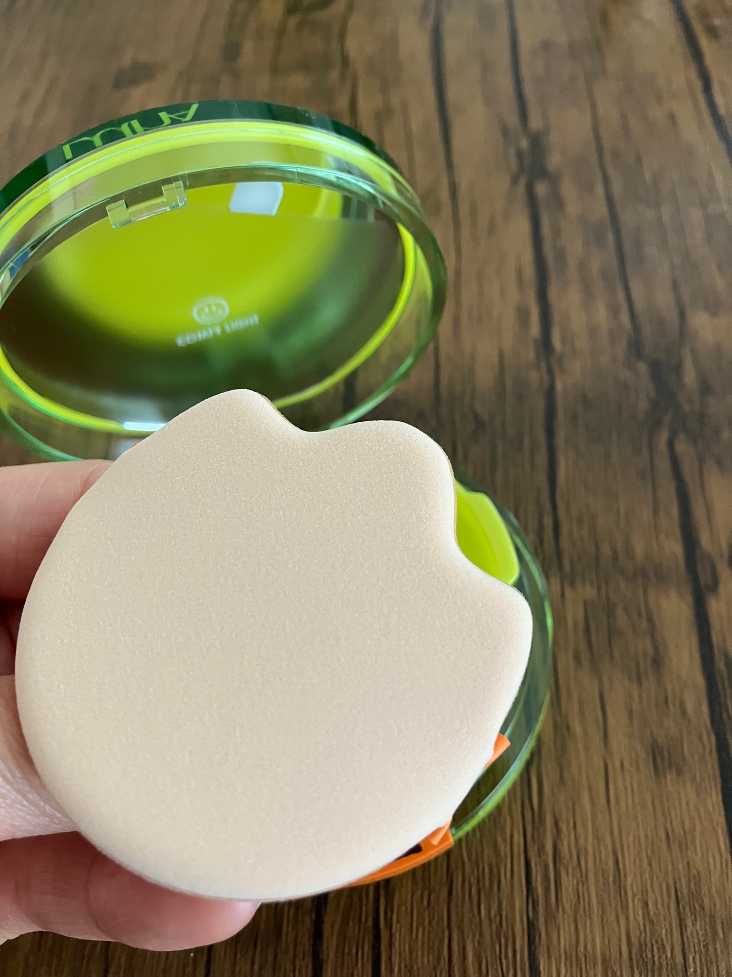 コンフィーライトクッション/LUNA/クッションファンデーションを使ったクチコミ(2枚目)