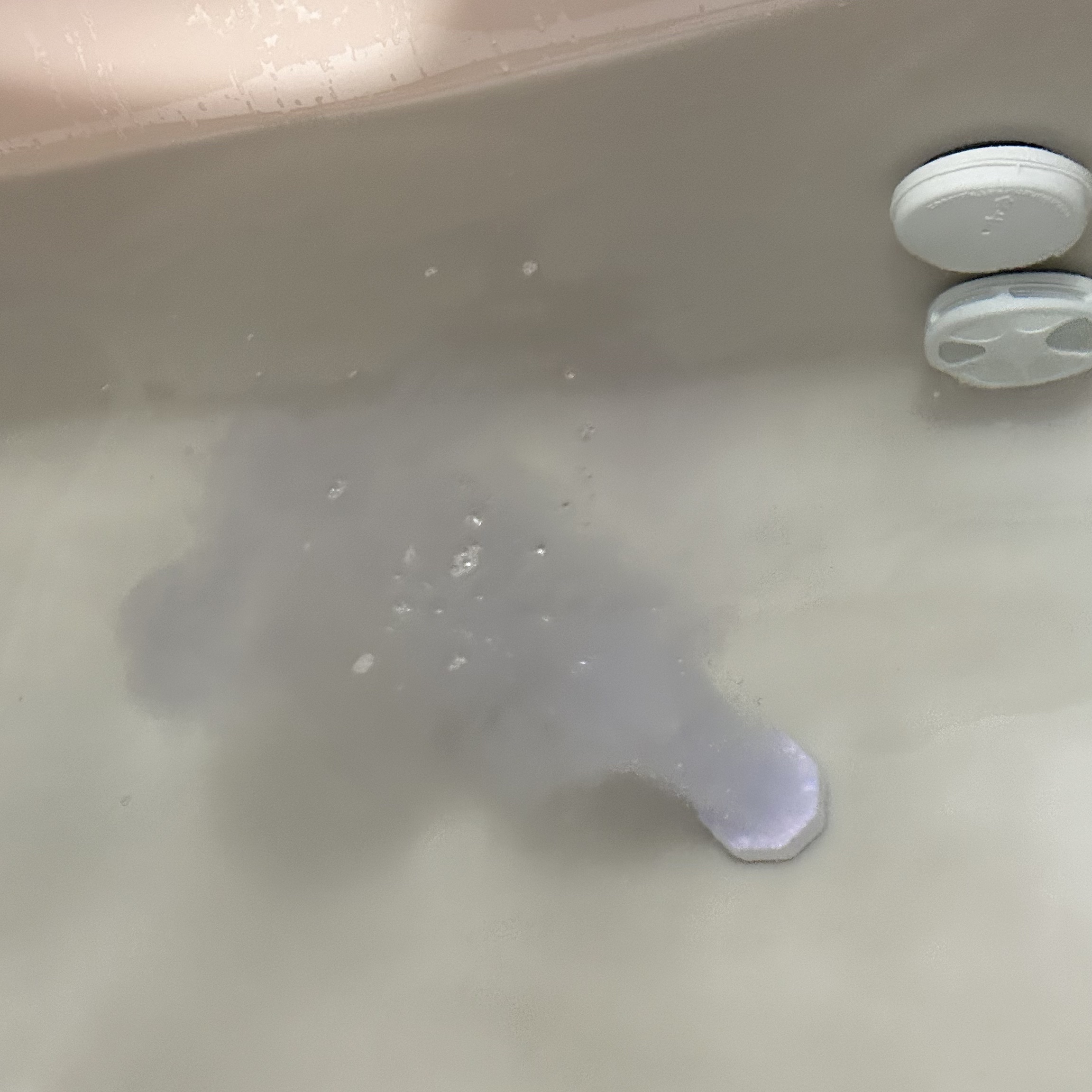 バブ モンスターバブルMEGA級 マーブル泡 ラベンダーカクテルの香り​/バブ/炭酸系入浴剤を使ったクチコミ（3枚目）