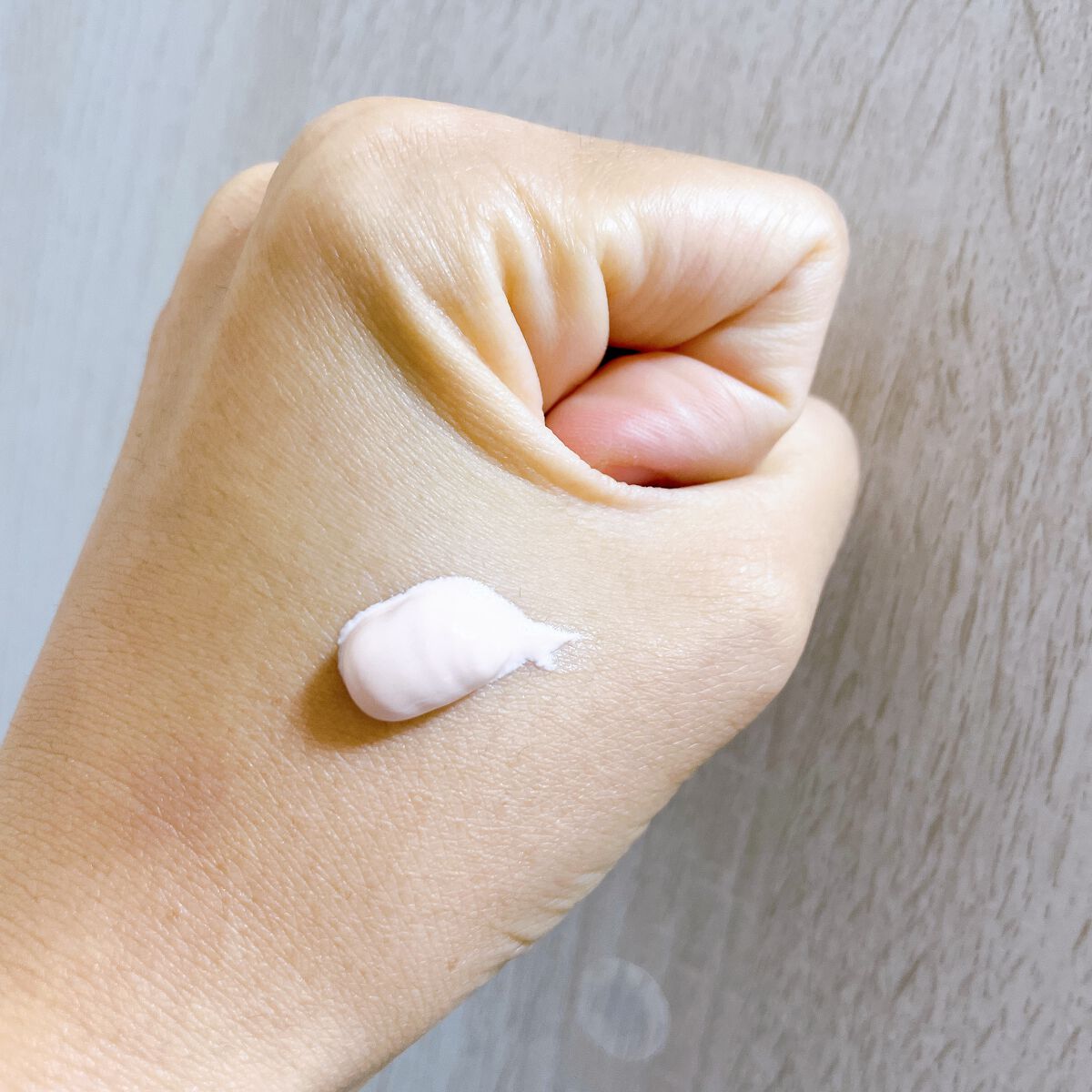 UVイデア XL プロテクショントーンアップ ローズ/ラ ロッシュ ポゼ/日焼け止めクリームを使ったクチコミ（3枚目）