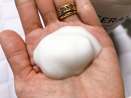 セラミエイド 薬用スキンミルク/セラミエイド/ボディミルクを使ったクチコミ(3枚目)