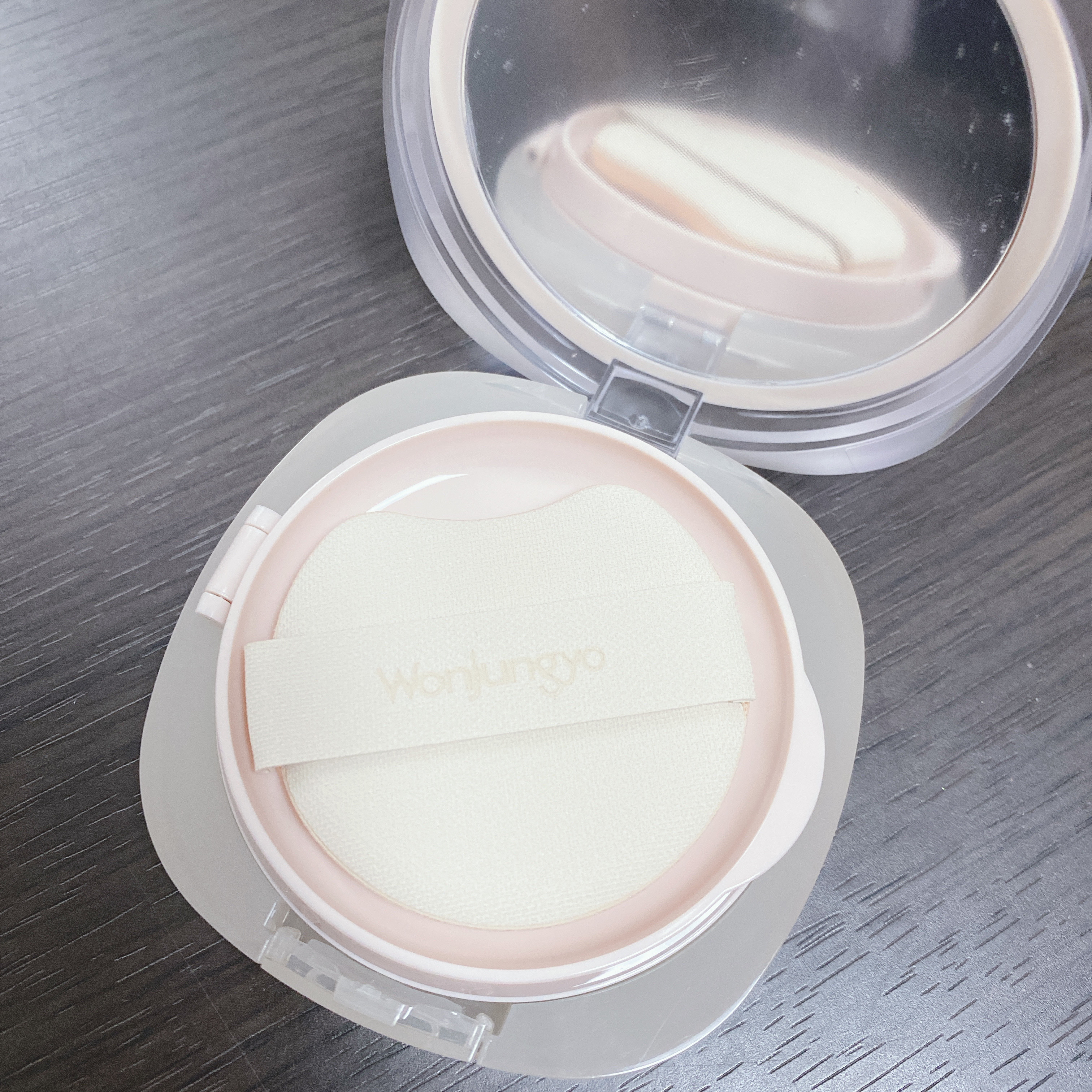 ウォンジョンヨ プロ パーフェクティングクッション カバー/Wonjungyo/クッションファンデーションを使ったクチコミ（2枚目）