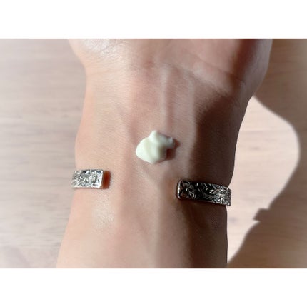 ブライトニングUVデイエッセンス/DEW/美容液を使ったクチコミ(2枚目)