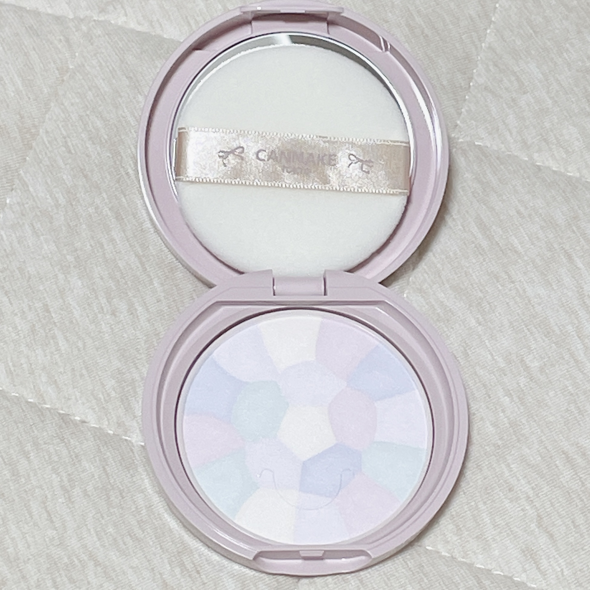 イルミネイティングフィニッシュパウダー　～Abloom～/キャンメイク/プレストパウダーを使ったクチコミ（3枚目）