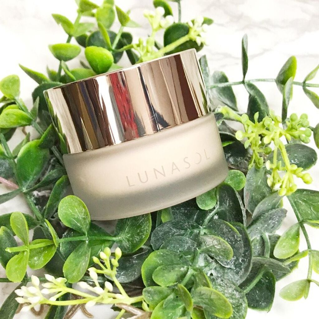 グロウイングシームレスバーム/LUNASOL/クリーム・エマルジョンファンデーションを使ったクチコミ(1枚目)