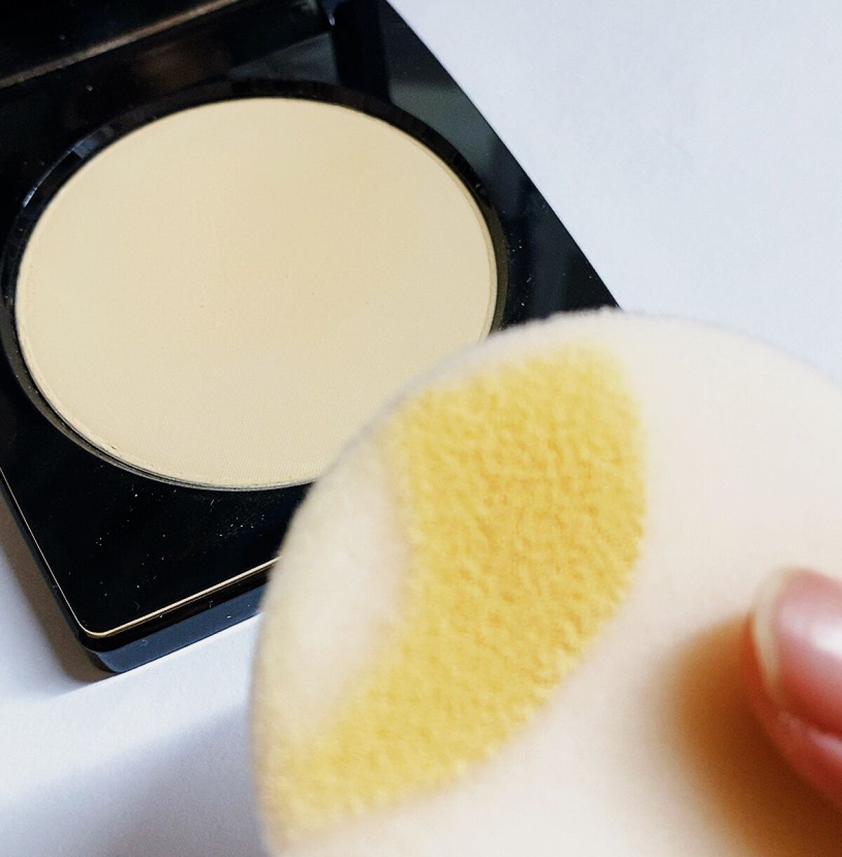 シアーフィニッシュ プレストパウダー/BOBBI BROWN/プレストパウダーを使ったクチコミ(6枚目)