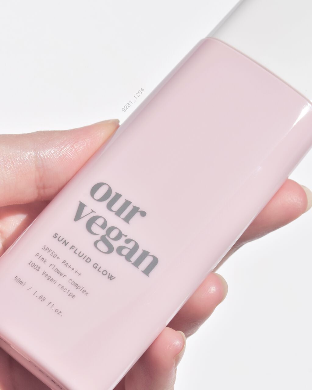 アワーヴィーガン サンプルイド グロー/manyo/化粧下地を使ったクチコミ（2枚目）