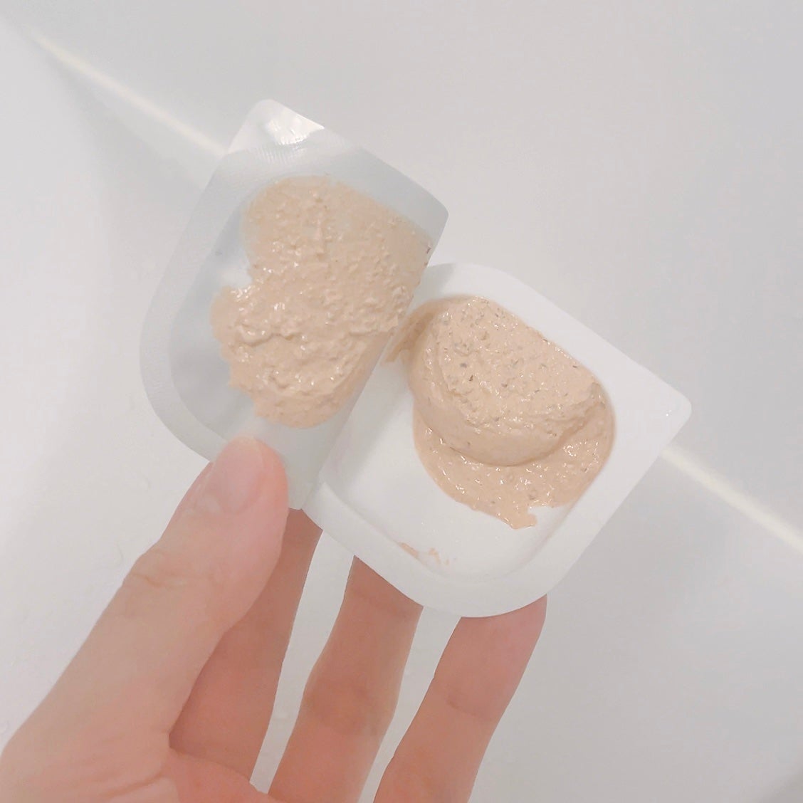 シカコラーゲン カプセルマスク/VT/洗い流すパック・マスクを使ったクチコミ(4枚目)